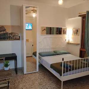 Habitación en casa particular Trastevere Station, Roma