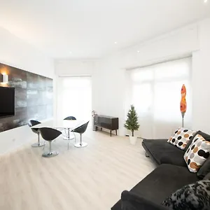 https://appartamento-incantevole-centro.italymilanhotels.net