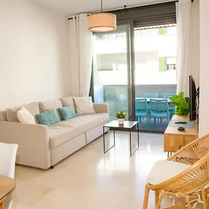 https://magnifico-apartamento-a-1-min-de-la-playa.es-andalucia.com