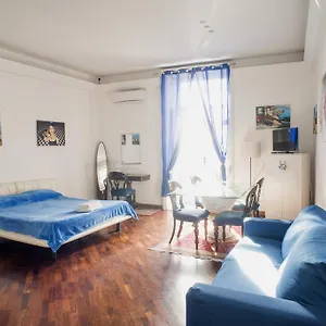 appartamento-partenopeo.hotels-amalfi.com/